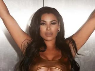 OliviaBerzincBabestation WebCAM 